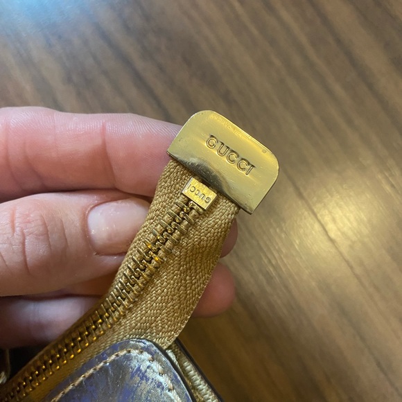 Gucci Vintage Boho Bag - Picture 3 of 11